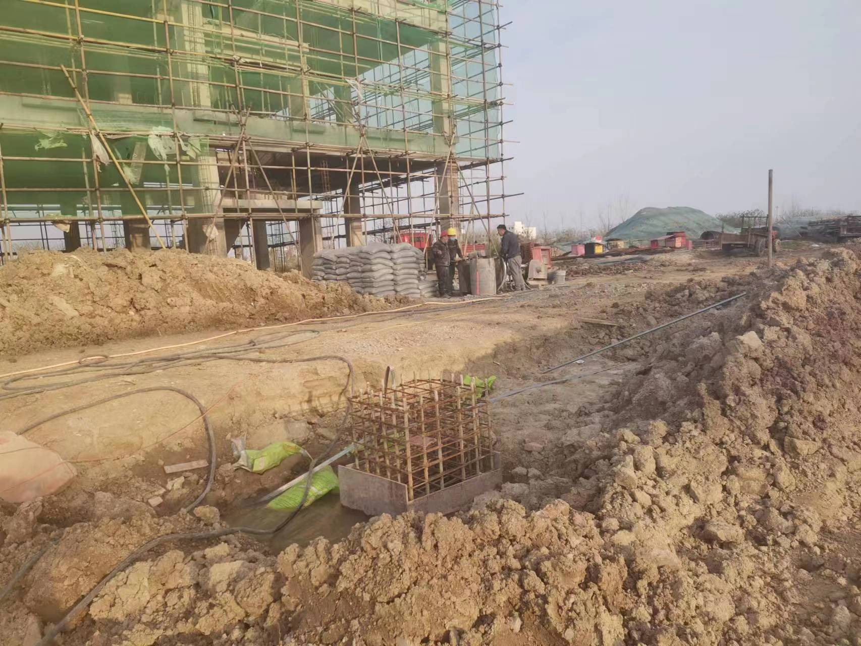 珠山当桥梁出现裂缝的时候应该及时加固修补